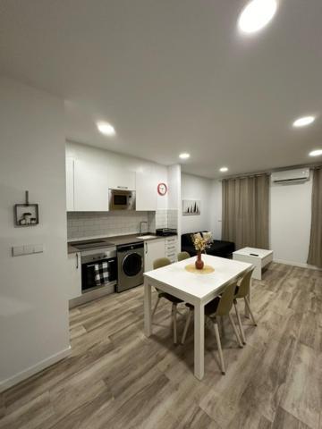 Apartamentos 1240 Benlloch Валенсия Екстериор снимка